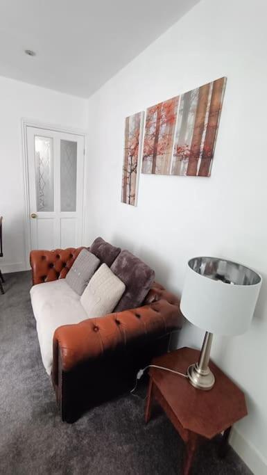 Cntrl Reading Modernized 3 Bedroom House Luaran gambar